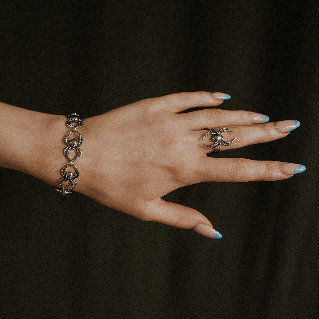 Orb Weaver Spider Ring